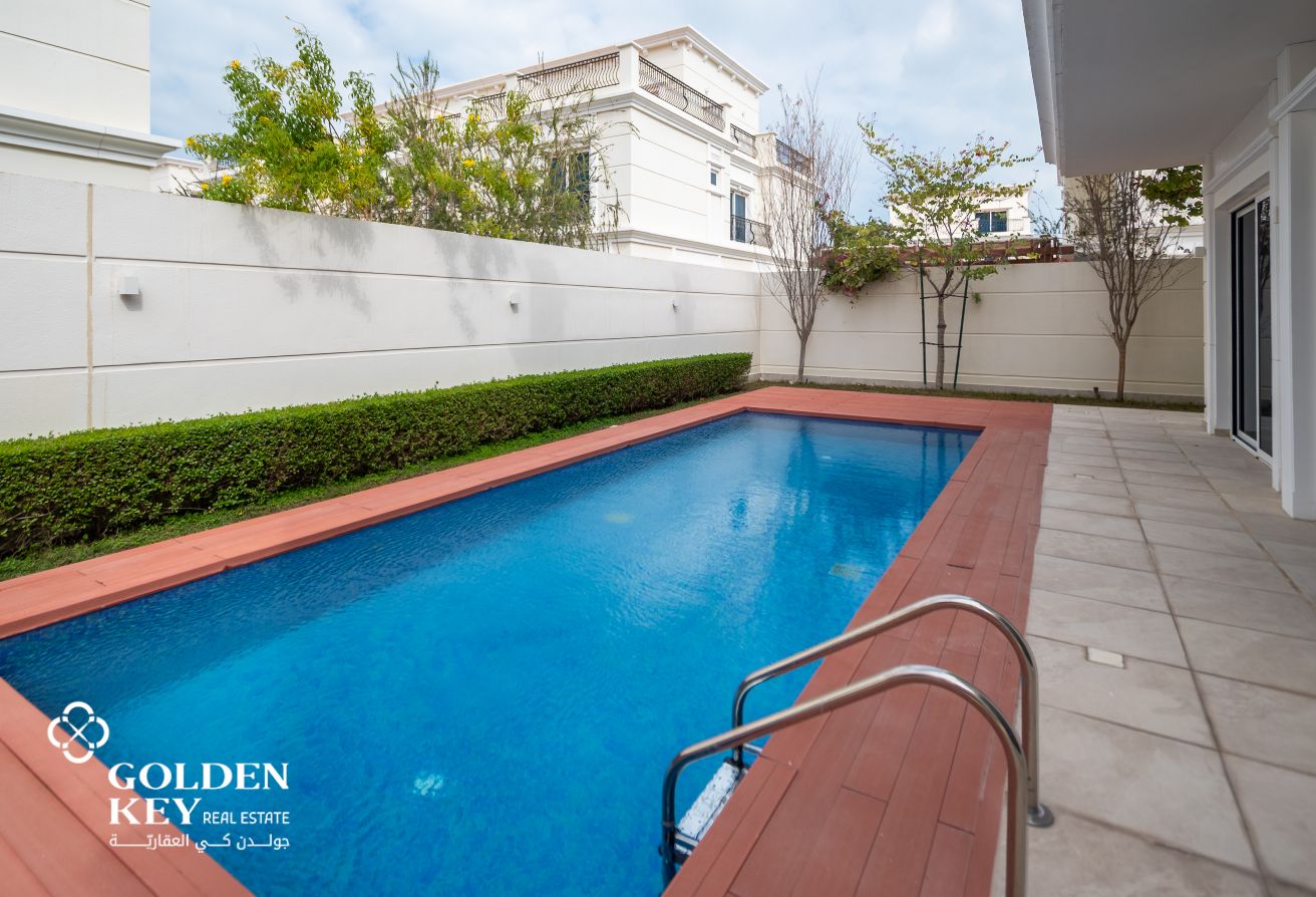 NO COMMISSION | 6-BR Villa with Pool and Elevator