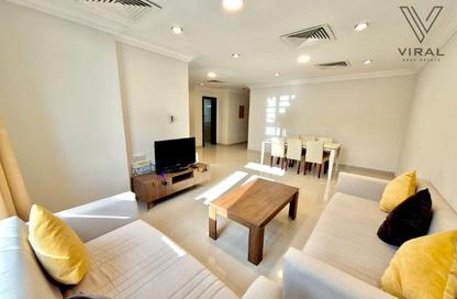 Apartment - 2 Bedrooms - 2 Bathrooms for rent in Al Salam Tower - Corniche Road - Corniche Road - Doha