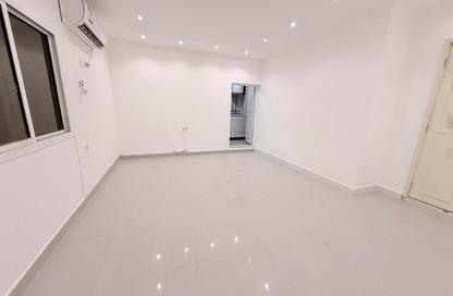 Apartment - 1 Bedroom - 1 Bathroom for rent in Al Duhail - Al Duhail - Doha