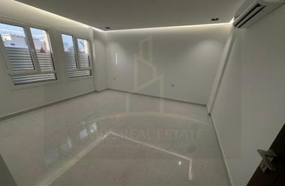 Apartment - 3 Bedrooms - 3 Bathrooms for rent in Old Airport Residential Apartments - Old Airport Road - Doha