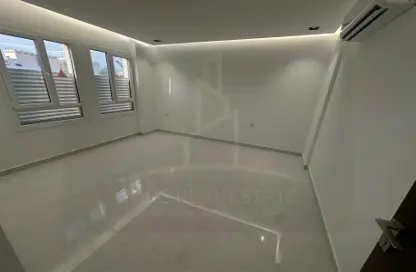 Apartment - 3 Bedrooms - 3 Bathrooms for rent in Old Airport Residential Apartments - Old Airport Road - Doha