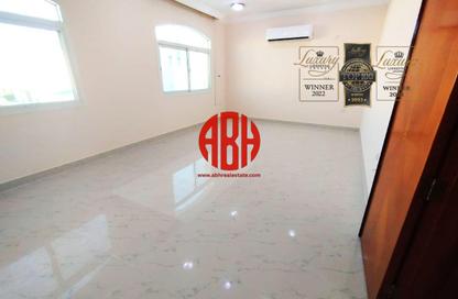 Apartment - 2 Bedrooms - 2 Bathrooms for rent in Souk Al gharaffa - Al Gharrafa - Doha