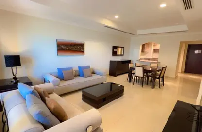 Apartment - 1 Bedroom - 2 Bathrooms for rent in Tower 15 - Porto Arabia - The Pearl Island - Doha