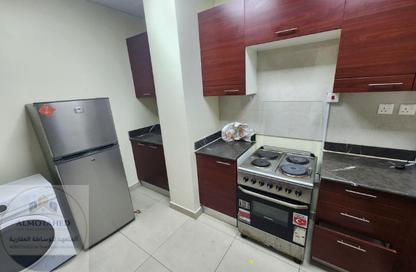 Apartment - 2 Bedrooms - 3 Bathrooms for rent in Umm Ghuwailina 4 - Umm Ghuwailina - Doha