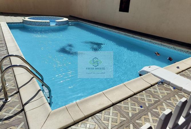 62072398 - Property Main Image