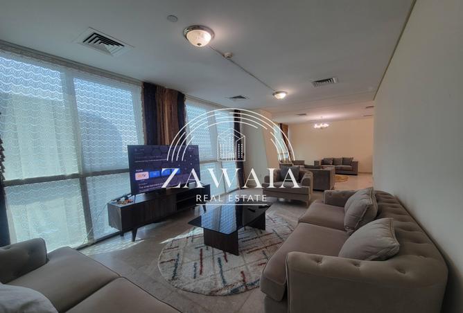 1027749 - صورة العقار 3