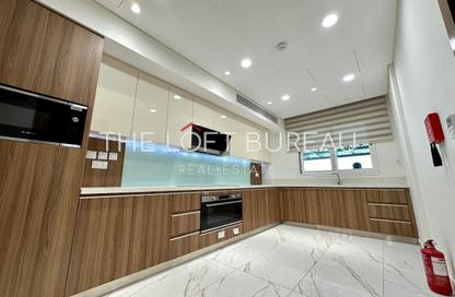 Villa - 5 Bedrooms - 6 Bathrooms for rent in Floresta Gardens - Floresta Gardens - The Pearl Island - Doha Villa - 5 Bedrooms - 6 Bathrooms for rent in Floresta Gardens - Floresta Gardens - The Pearl Island - Doha
