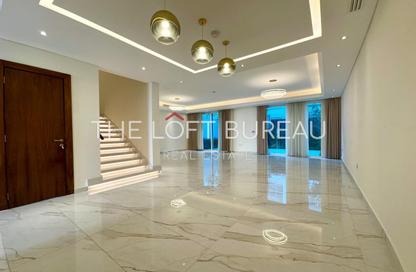 Villa - 5 Bedrooms - 6 Bathrooms for rent in Floresta Gardens - Floresta Gardens - The Pearl Island - Doha