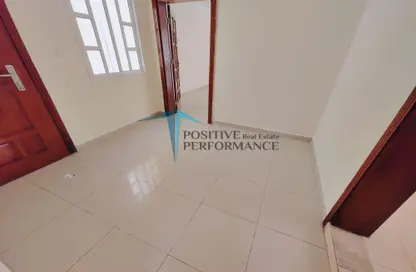 Apartment - 2 Bedrooms - 1 Bathroom for rent in Fereej Bin Mahmoud North - Fereej Bin Mahmoud - Doha