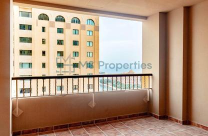 Apartment - 1 Bedroom - 2 Bathrooms for sale in West Porto Drive - Porto Arabia - The Pearl Island - Doha