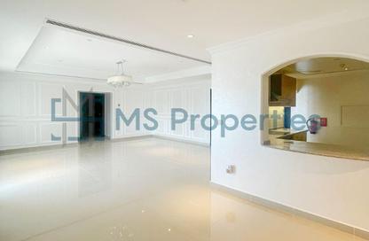 Apartment - 2 Bedrooms - 3 Bathrooms for rent in West Porto Drive - Porto Arabia - The Pearl Island - Doha Apartment - 2 Bedrooms - 3 Bathrooms for rent in West Porto Drive - Porto Arabia - The Pearl Island - Doha