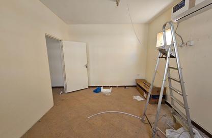 Apartment - 3 Bedrooms - 2 Bathrooms for rent in Old Airport Road - Old Airport Road - Doha
