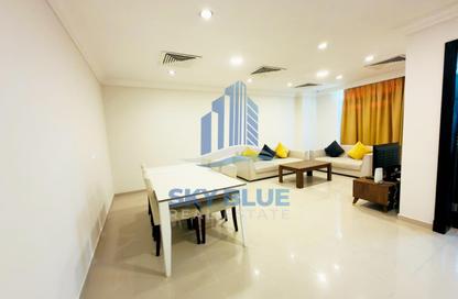 Apartment - 2 Bedrooms - 2 Bathrooms for rent in Corniche Road - Corniche Road - Doha