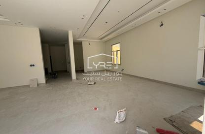 Villa - 7 - 7+ for sale in Al Wukair - Al Wukair - Al Wakra