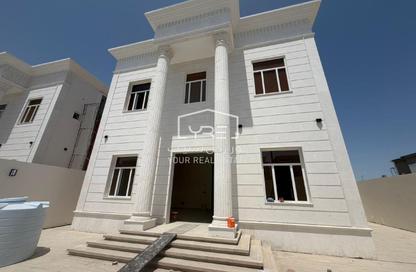 Villa - 7 - 7+ for sale in Al Wukair - Al Wukair - Al Wakra