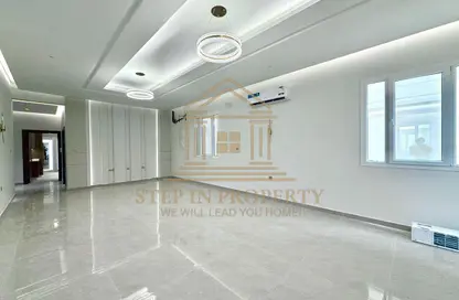 فيلا - 7 غرف نوم - 8 حمامات للبيع في شارع  بو هامو - أبو هامور - الدوحة