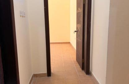 Apartment - 1 Bedroom - 1 Bathroom for rent in Bin Omran 35 - Fereej Bin Omran - Doha