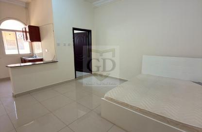 Apartment - Studio - 1 for rent in Al Nuaija Street - Al Nuaija - Doha