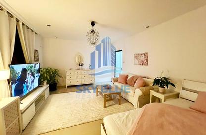 Apartment - Studio - 1 Bathroom for rent in Onaiza - Onaiza - Doha