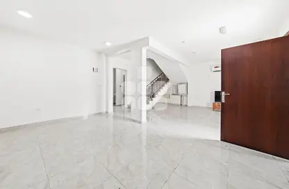 Villa - 5 Bedrooms - 5 Bathrooms for rent in Bu Hamour Street - Abu Hamour - Doha