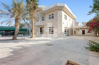 فيلا - 4 غرف نوم - 5 حمامات للايجار في فلل واست باي لاغون - وست باي لاجون - بحيرة وست لاجون - الدوحة