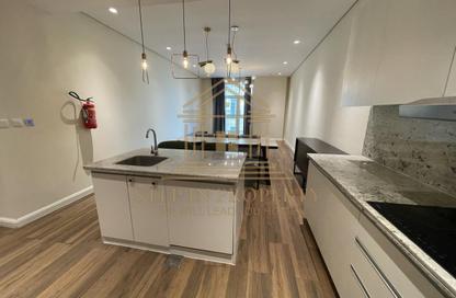 Apartment - 2 Bedrooms - 3 Bathrooms for rent in Floresta Gardens - Floresta Gardens - The Pearl Island - Doha