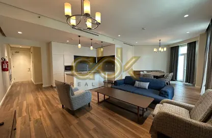 Apartment - 2 Bedrooms - 4 Bathrooms for rent in Floresta Gardens - Floresta Gardens - The Pearl Island - Doha