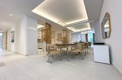 Apartment - 2 Bedrooms - 4 Bathrooms for rent in Floresta Gardens - Floresta Gardens - The Pearl Island - Doha