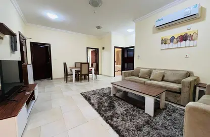Apartment - 2 Bedrooms - 2 Bathrooms for rent in Al Nasr Street - Al Nasr - Doha