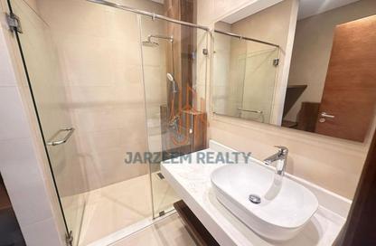 Apartment - 1 Bedroom - 1 Bathroom for rent in Lusail Marina Heights - Marina District - Lusail