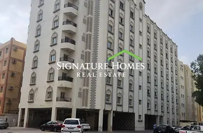 Apartment - 3 Bedrooms - 3 Bathrooms for sale in Al Mansoura - Al Mansoura - Doha