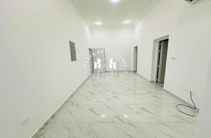 Apartment - 2 Bedrooms - 2 Bathrooms for rent in Muaither Area - Al Rayyan - Doha