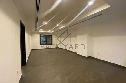 Apartment - 1 Bedroom - 2 Bathrooms for rent in East Porto Drive - Porto Arabia - The Pearl Island - Doha