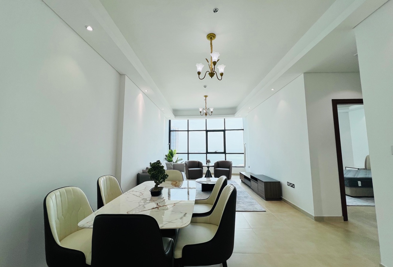 LUXURIOUS WATER FRONT 2BHK LIMITED TIME OFFER ! thumbnail 6