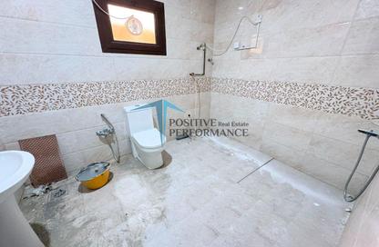 Apartment - 1 Bedroom - 1 Bathroom for rent in Wadi Al Shaheeniya Street - Ain Khaled - Doha