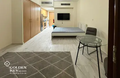 شقة - 1 حمام للايجار في بياتزا  2 - بياتزا - فوكس هيلز - الوسيل