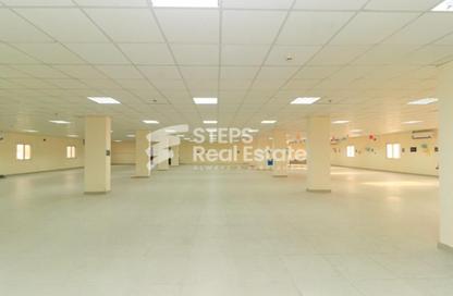 Warehouse - Studio for rent in Industrial Area 4 - Industrial Area - Industrial Area - Doha