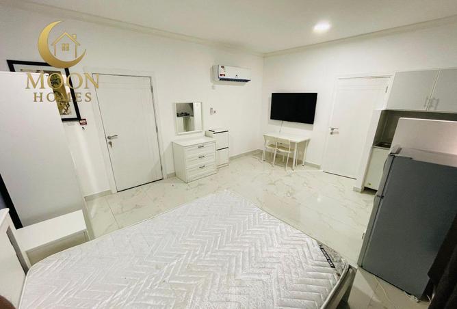 1005886 - Property Image 2