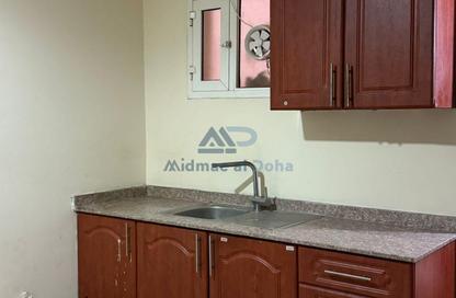 Apartment - Studio - 1 Bathroom for rent in Bin Omran - Fereej Bin Omran - Doha