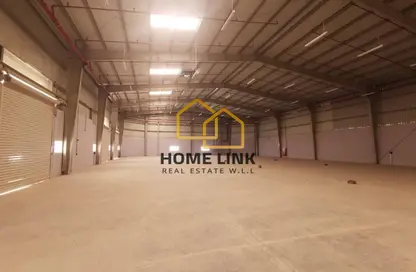 مخزن - استوديو - 5 حمامات للايجار في شارع الصناعية الشرقي - بركة العوامر - الوكرة