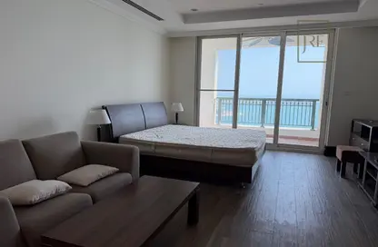 Apartment - Studio - 1 Bathroom for rent in Viva East - Viva Bahriyah - The Pearl Island - Doha