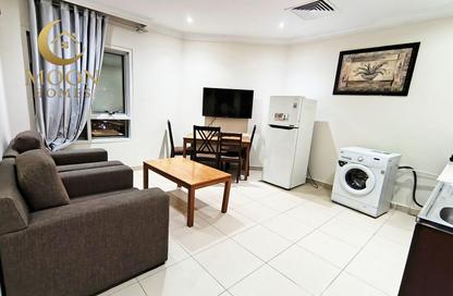 Apartment - 1 Bedroom - 1 Bathroom for rent in Umm Ghuwalina - Umm Ghuwailina - Doha
