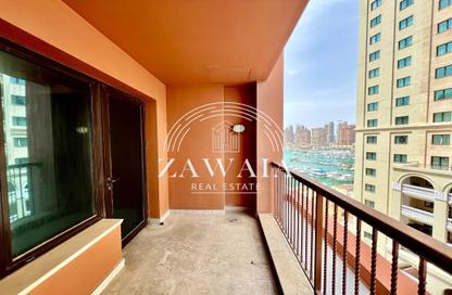 Apartment - 1 Bedroom - 2 Bathrooms for rent in West Porto Drive - Porto Arabia - The Pearl Island - Doha