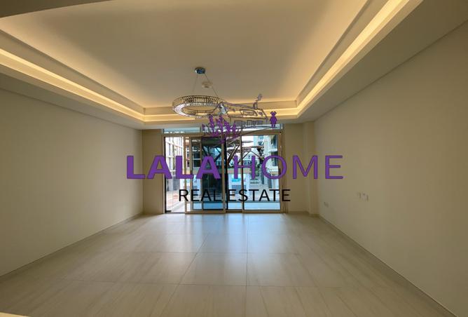 54878132 - Property Image 2