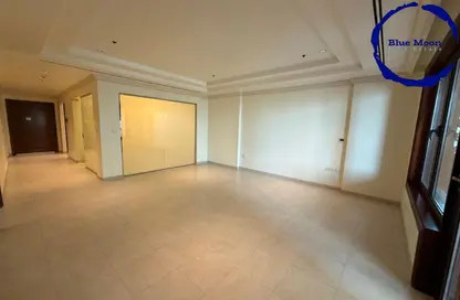 Apartment - 1 Bedroom - 2 Bathrooms for rent in East Porto Drive - Porto Arabia - The Pearl Island - Doha