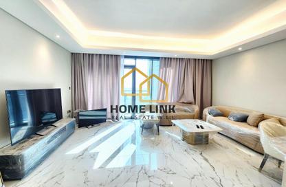Apartment - 2 Bedrooms - 3 Bathrooms for rent in Marina Tower 02 - Marina District - Lusail