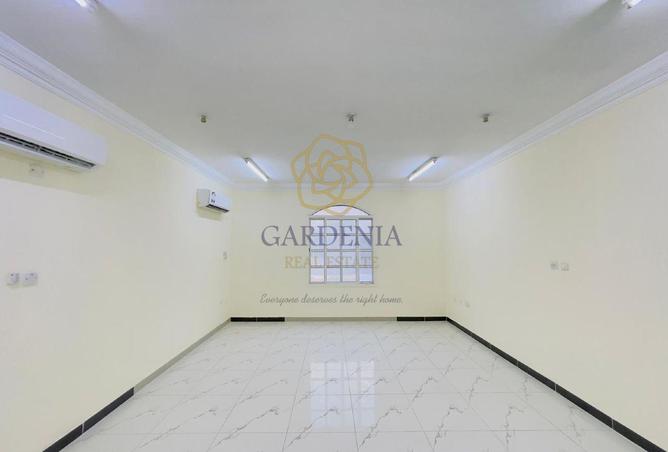 1019406 - Property Image 2