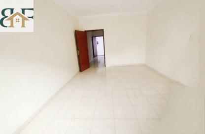 Apartment - 2 Bedrooms - 1 Bathroom for rent in Umm Ghwailina Comm - Umm Ghuwalina - Umm Ghuwailina - Doha Apartment - 2 Bedrooms - 1 Bathroom for rent in Umm Ghwailina Comm - Umm Ghuwalina - Umm Ghuwailina - Doha