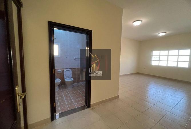 54246839 - Property Image 3