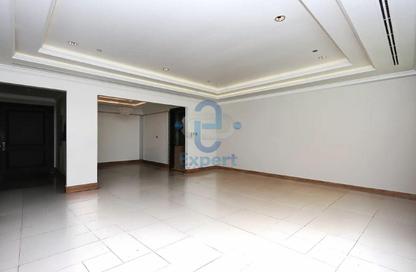 Apartment - 3 - 5 for sale in East Porto Drive - Porto Arabia - The Pearl Island - Doha